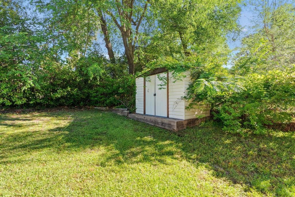 2800 Tanglewood Drive, Tyler, TX 75701 2800 Tanglewood Drive, Tyler, TX 75701