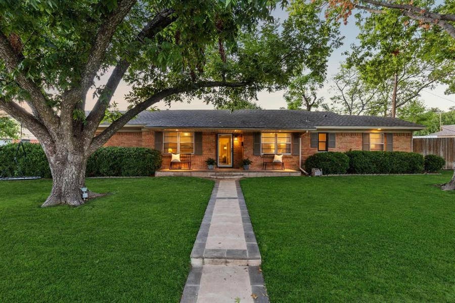 Property photo for 2127 Clarksdale Drive, Dallas, TX