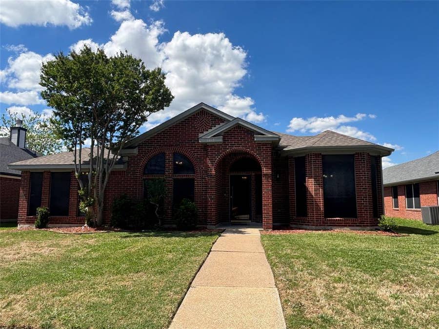 Property photo for 1615 Ariel Drive, Mesquite, TX