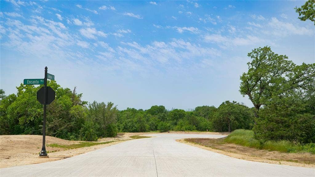 8001 Encanto Way, Azle, TX 76020 8001 Encanto Way, Azle, TX 76020