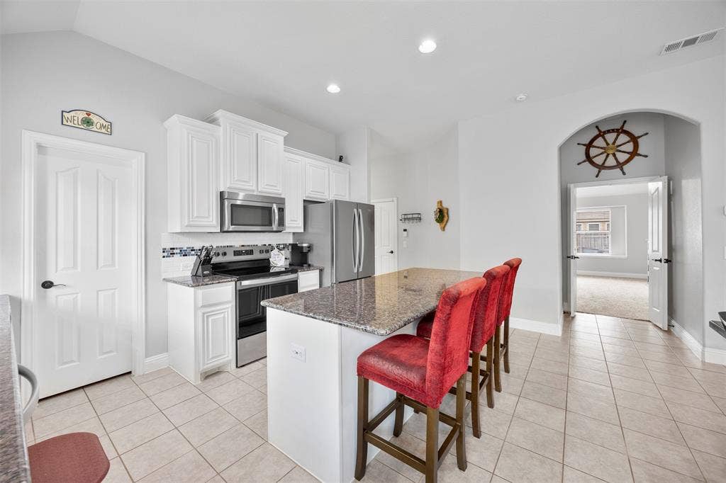 6618 Thistle Wood Drive, Midlothian, TX 76065 6618 Thistle Wood Drive, Midlothian, TX 76065