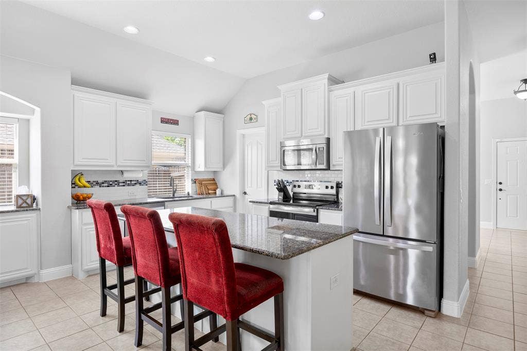 6618 Thistle Wood Drive, Midlothian, TX 76065 6618 Thistle Wood Drive, Midlothian, TX 76065