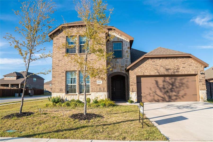 Property photo for 518 Saddle Club Way, Princeton, TX