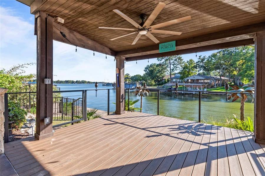 Property photo for 124 Marina Drive, Gun Barrel City, TX