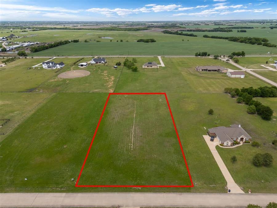 Property photo for 800 Hidden Pass, Royse City, TX
