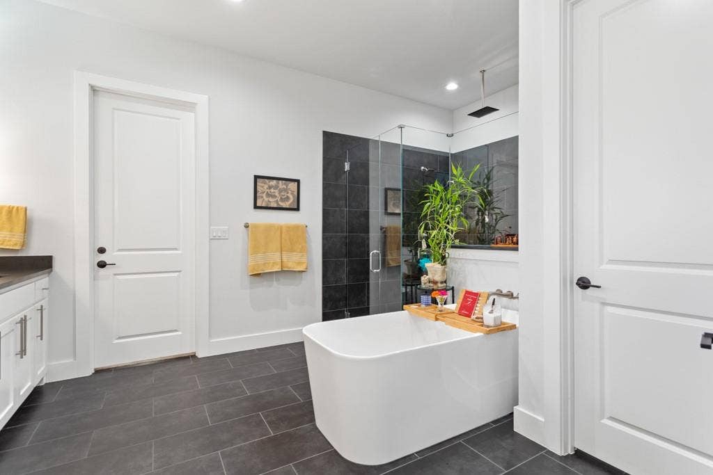 2926 Stewart Way, Tyler, TX 75709 2926 Stewart Way, Tyler, TX 75709