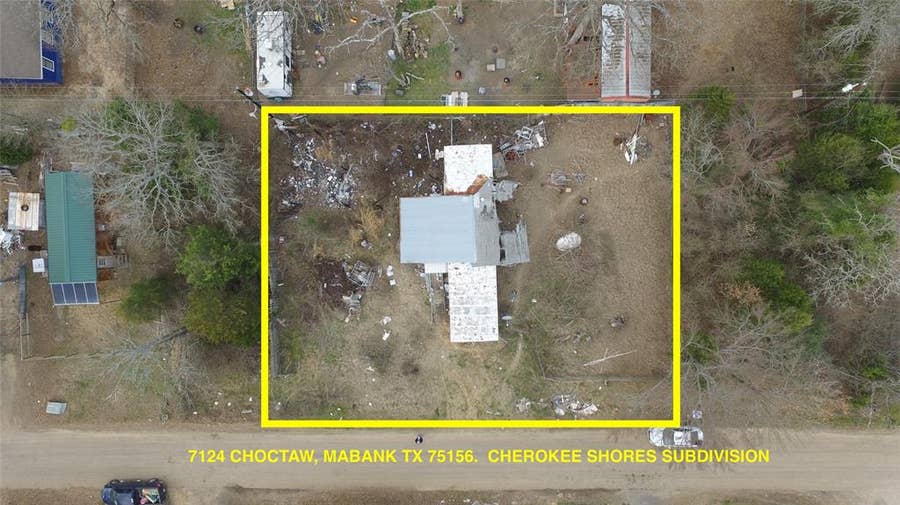 Property photo for 7124 Choctaw Drive, Mabank, TX