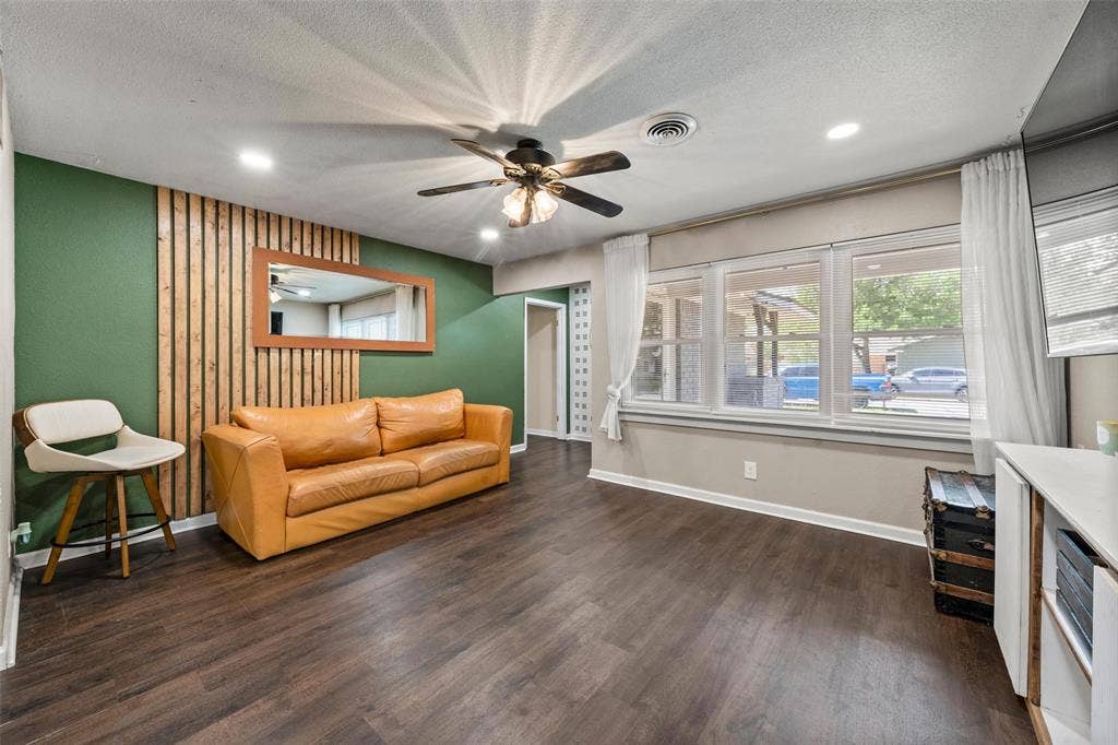 1207 Pembrook Drive, Waco, TX 76710 Living area with dark wood-type flooring, ceiling fan, recessed lighting, and a textured ceiling