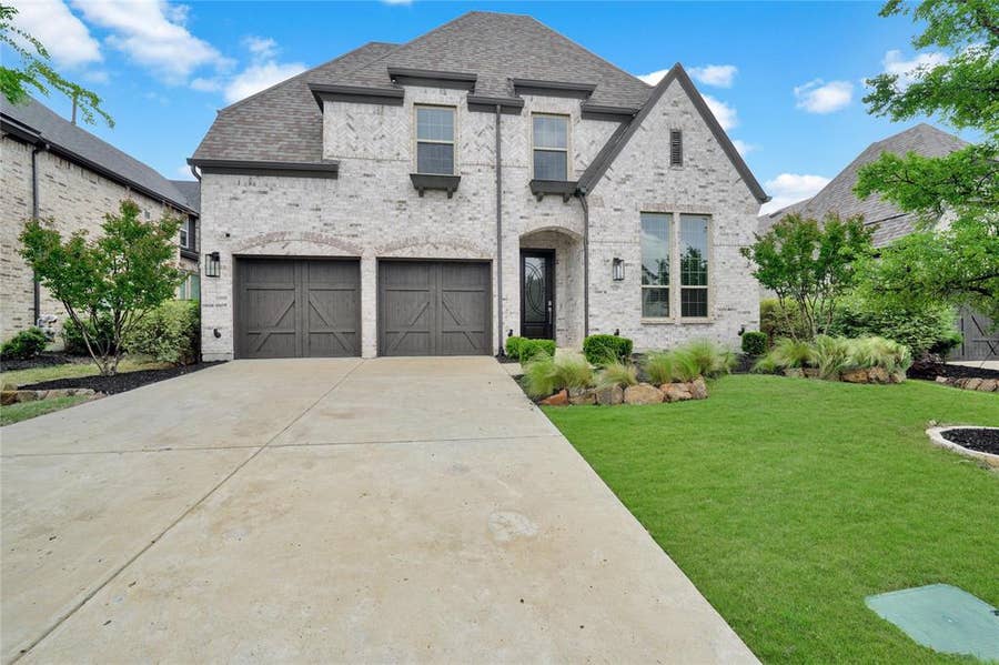 Property photo for 1030 Gentle Knoll Lane, Prosper, TX