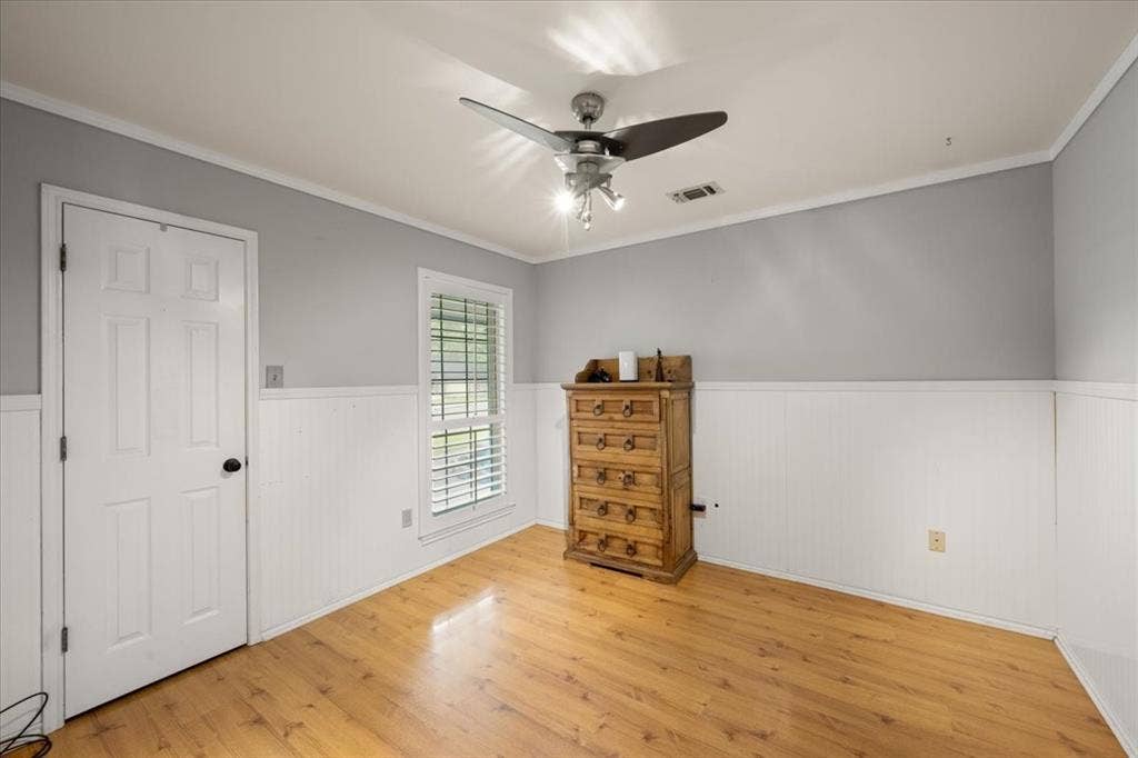 8325 Crosswind Drive, Fort Worth, TX 76179 8325 Crosswind Drive, Fort Worth, TX 76179