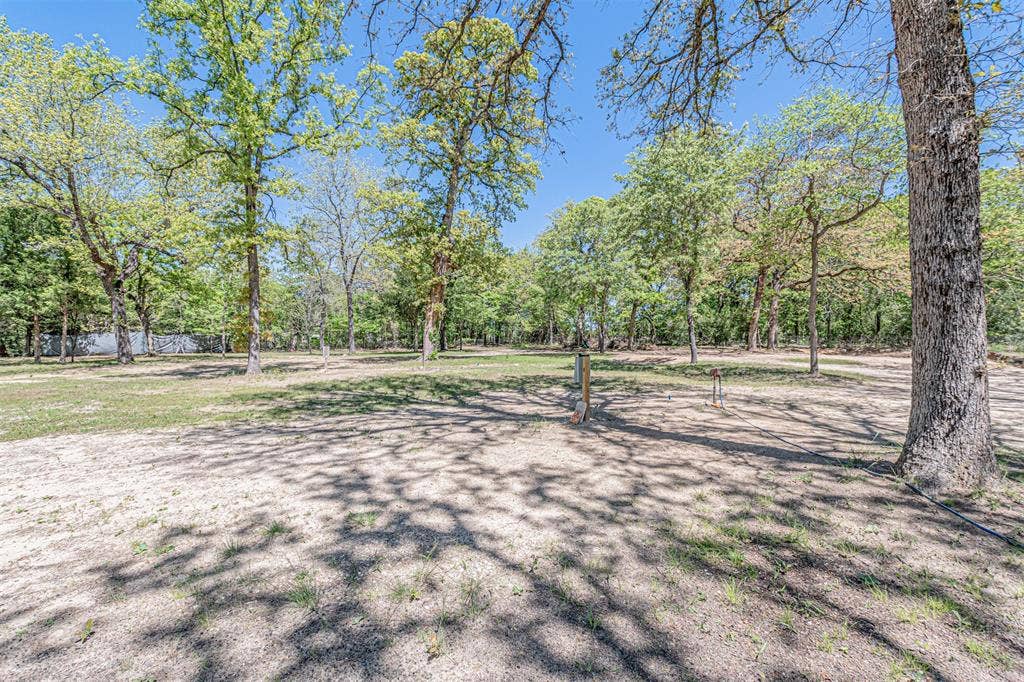 6481 County Road 4522, Athens, TX 75752