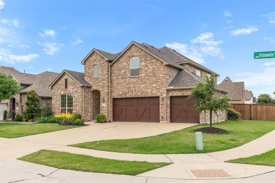 Property photo for 1319 Bridgewater Boulevard, Celina, TX