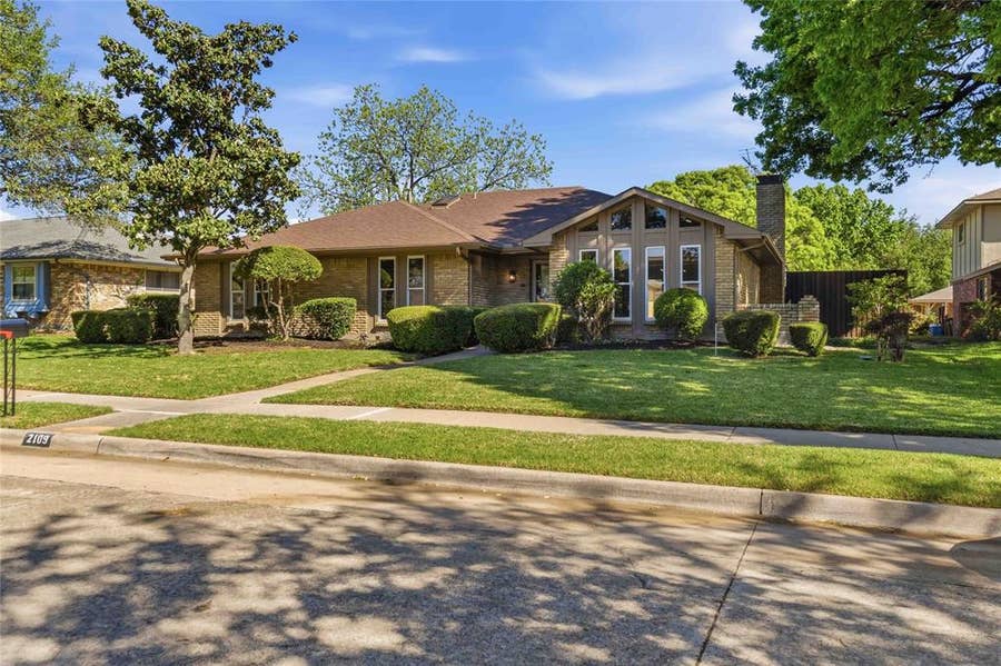 Property photo for 2109 Heather Hill Lane, Plano, TX