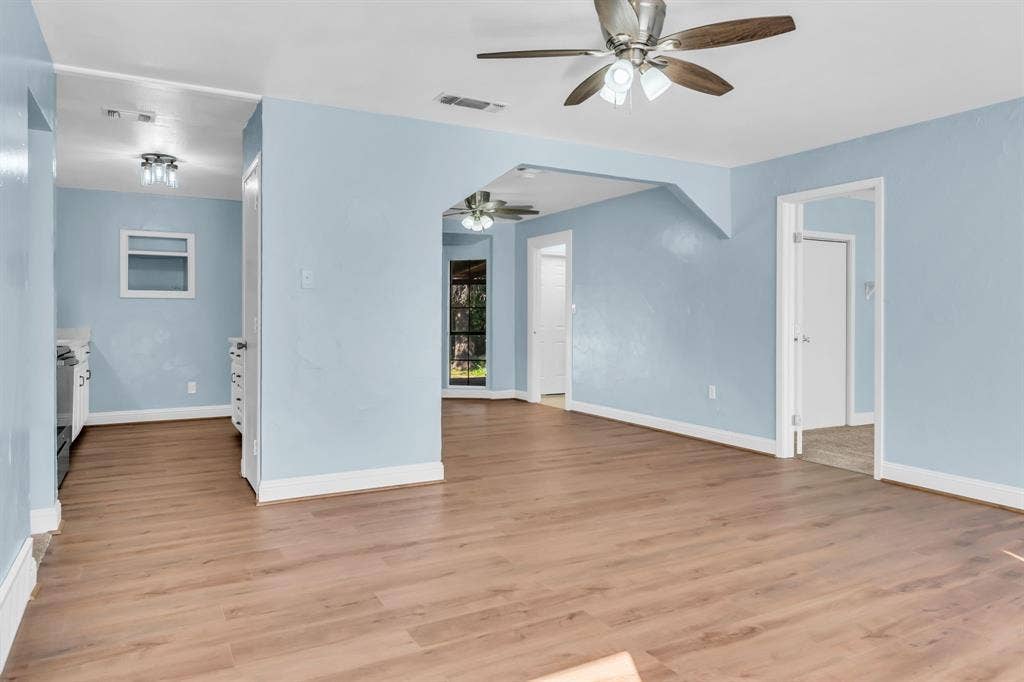 212 Mountain View Drive, Azle, TX 76020 212 Mountain View Drive, Azle, TX 76020