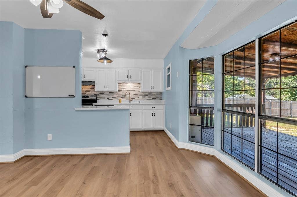 212 Mountain View Drive, Azle, TX 76020 212 Mountain View Drive, Azle, TX 76020