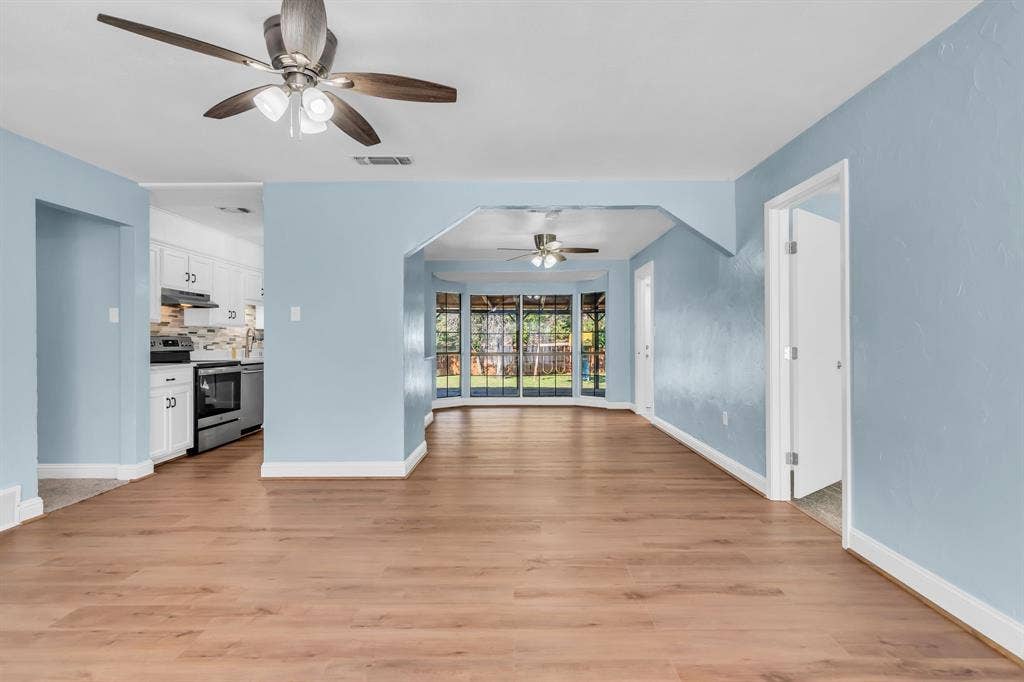 212 Mountain View Drive, Azle, TX 76020 212 Mountain View Drive, Azle, TX 76020