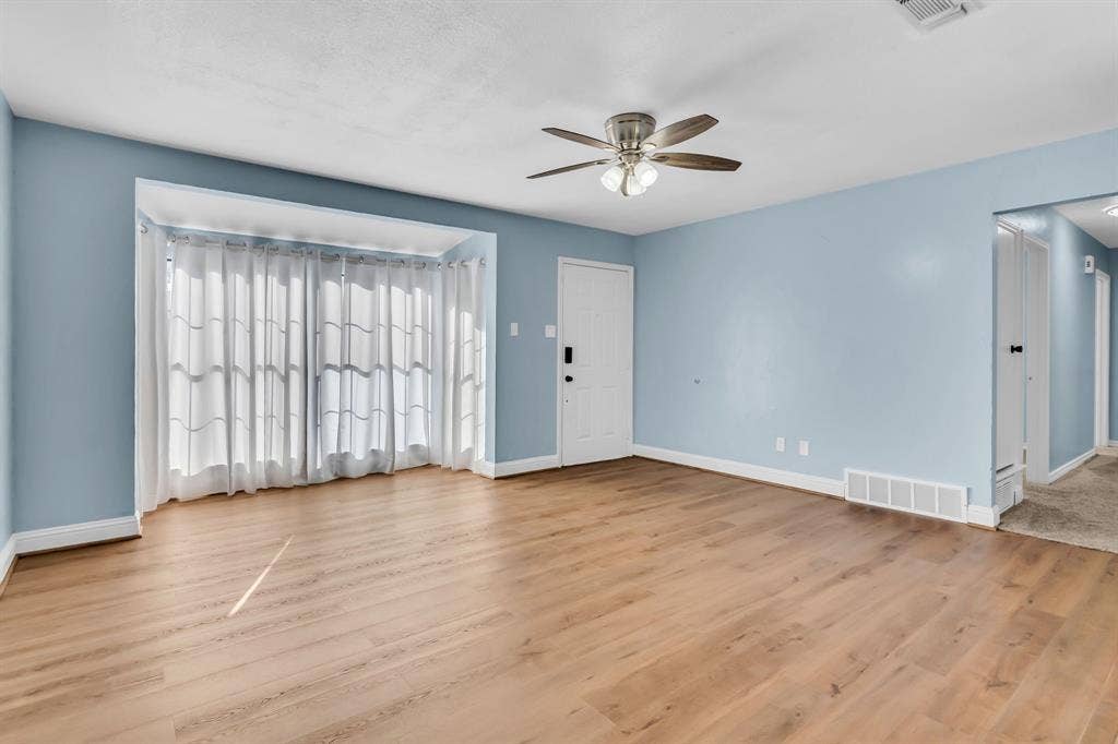 212 Mountain View Drive, Azle, TX 76020 212 Mountain View Drive, Azle, TX 76020