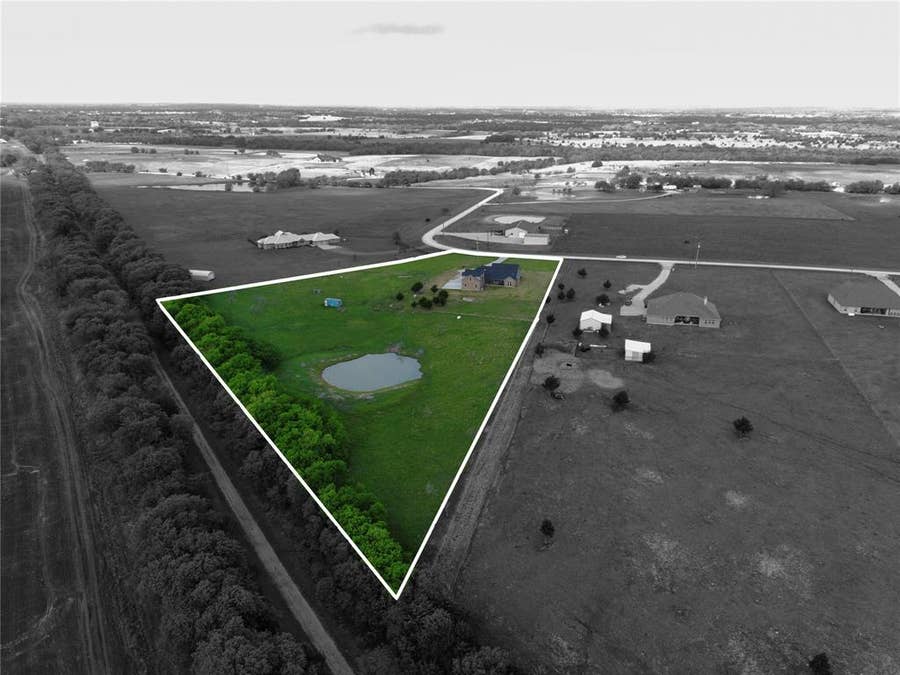 Property photo for 4299 County Road 1098, Celeste, TX