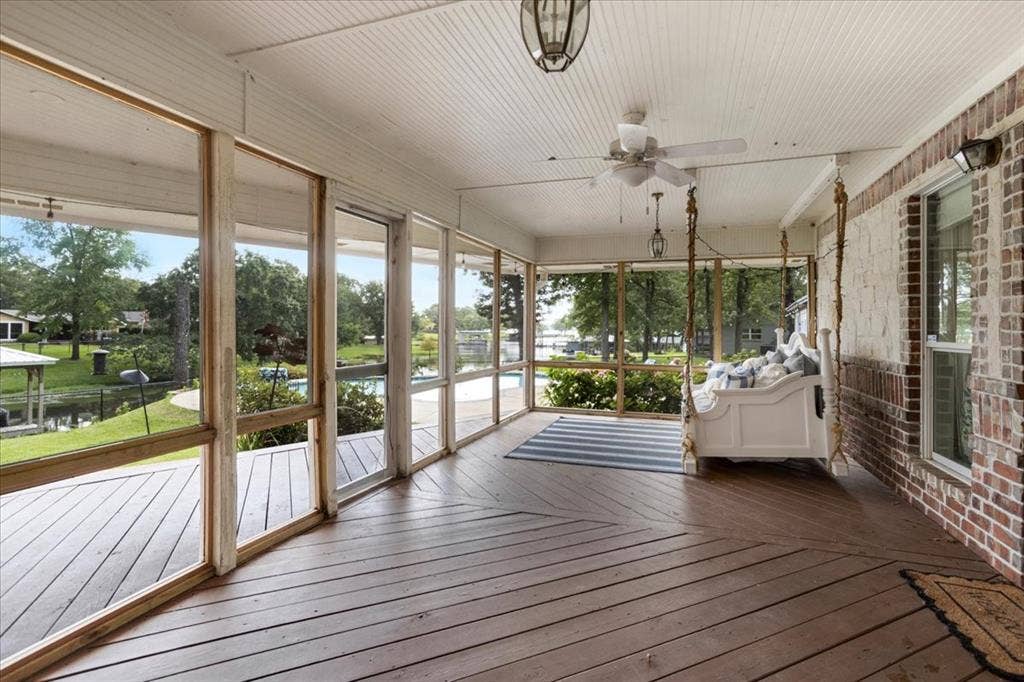 6130 Peninsula Circle, Athens, TX 75752 6130 Peninsula Circle, Athens, TX 75752