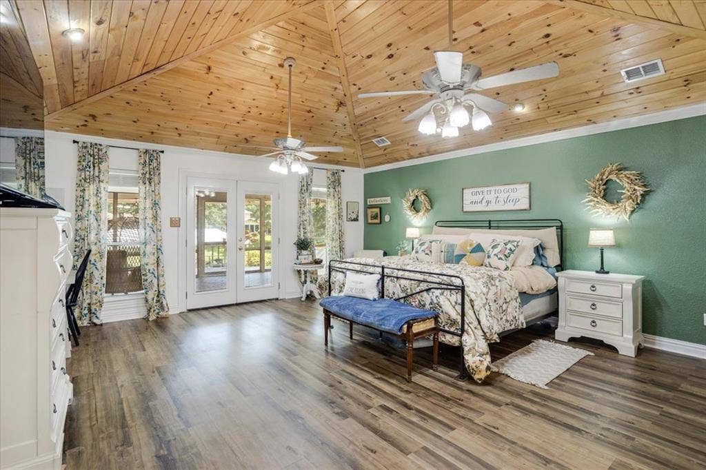 6130 Peninsula Circle, Athens, TX 75752 6130 Peninsula Circle, Athens, TX 75752