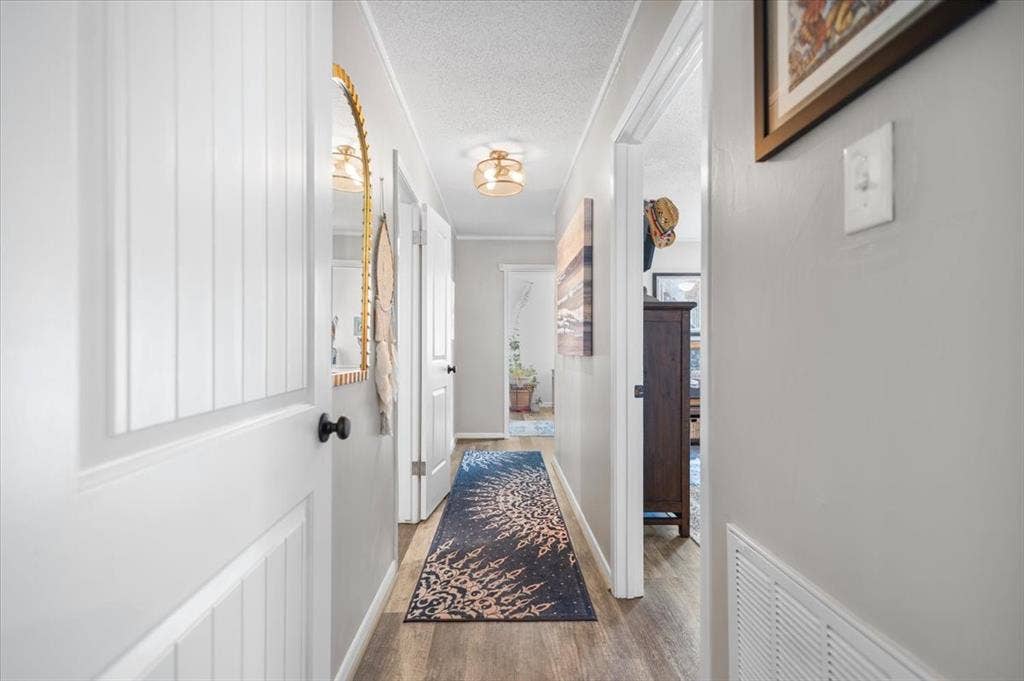 333 Lakeview Drive, Hideaway, TX 75771 Hallway