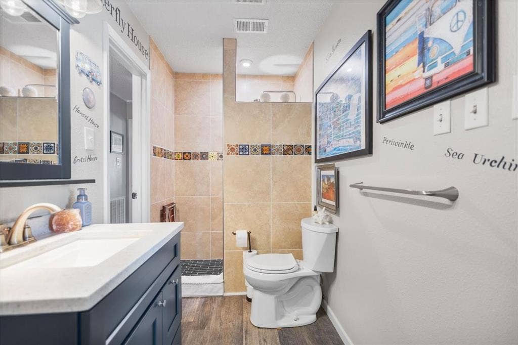 333 Lakeview Drive, Hideaway, TX 75771 333 Lakeview Drive, Hideaway, TX 75771