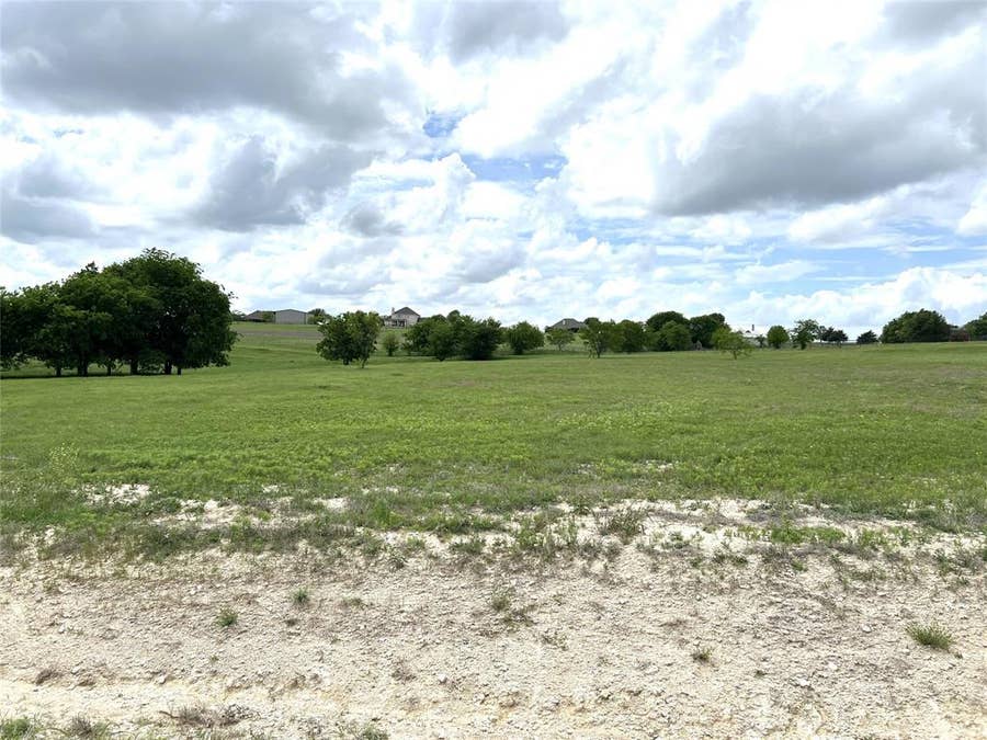 Property photo for 304 Torreon Drive, Fort Worth, TX