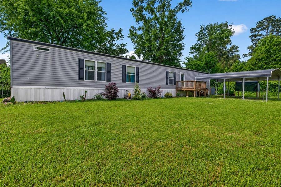 Property photo for 21760 Shady Trail Road, Chandler, TX
