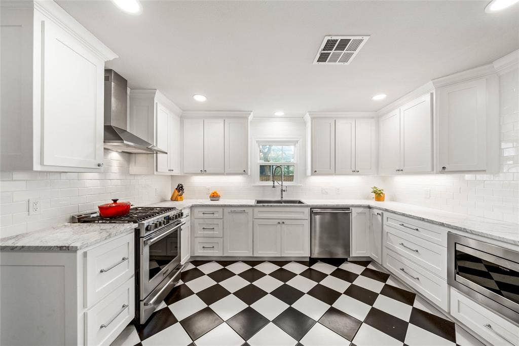 3218 Cumberland Avenue, Waco, TX 76707 3218 Cumberland Avenue, Waco, TX 76707
