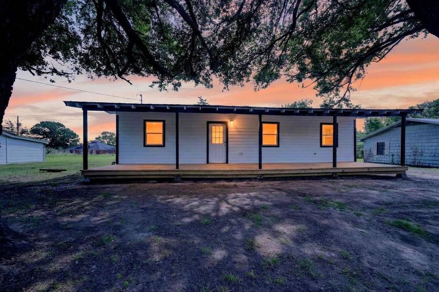 Property photo for 247 Wells Street, Emory, TX