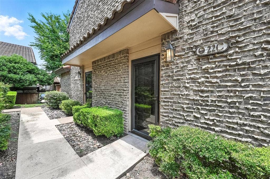 5626 Preston Oaks Road, #22C, Dallas, TX 75254