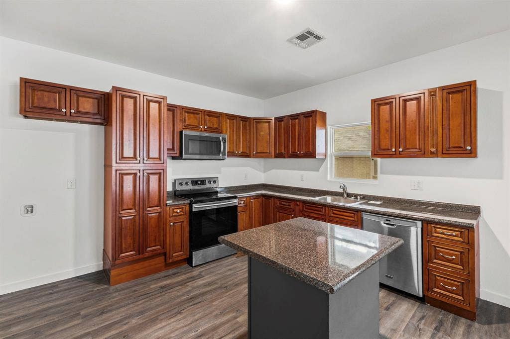 1812 Seneca Avenue, Waco, TX 76707 1812 Seneca Avenue, Waco, TX 76707