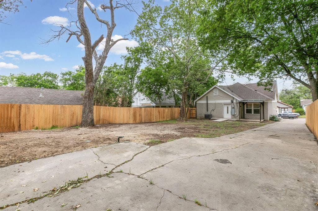 1812 Seneca Avenue, Waco, TX 76707 1812 Seneca Avenue, Waco, TX 76707