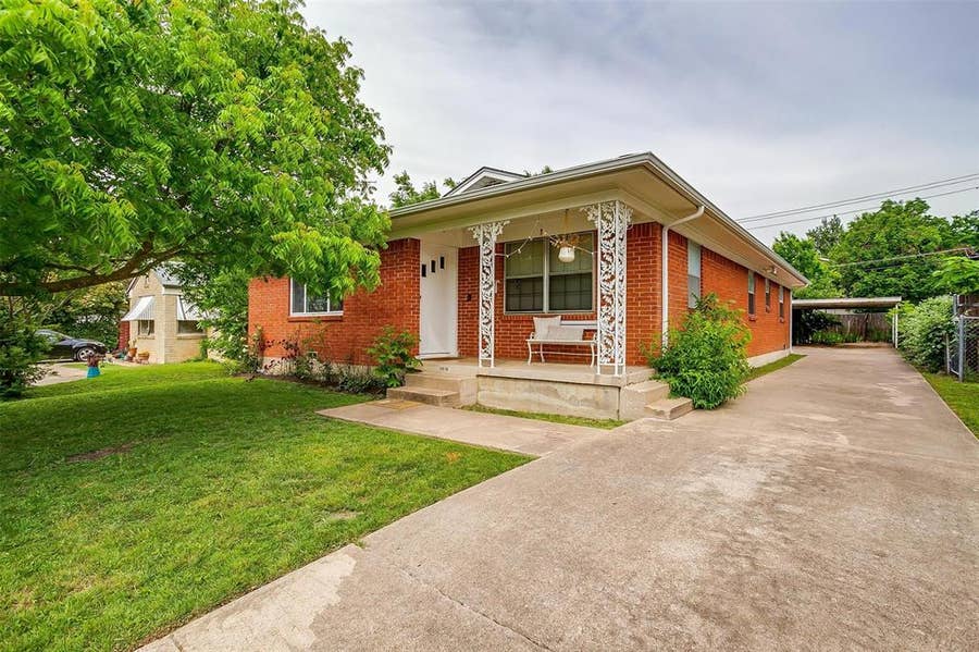 Property photo for 3217 Lubbock Avenue, #B, Fort Worth, TX