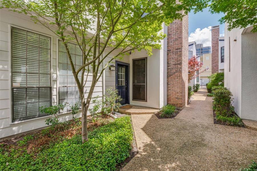 Property photo for 4132 Cole Avenue, #102, Dallas, TX