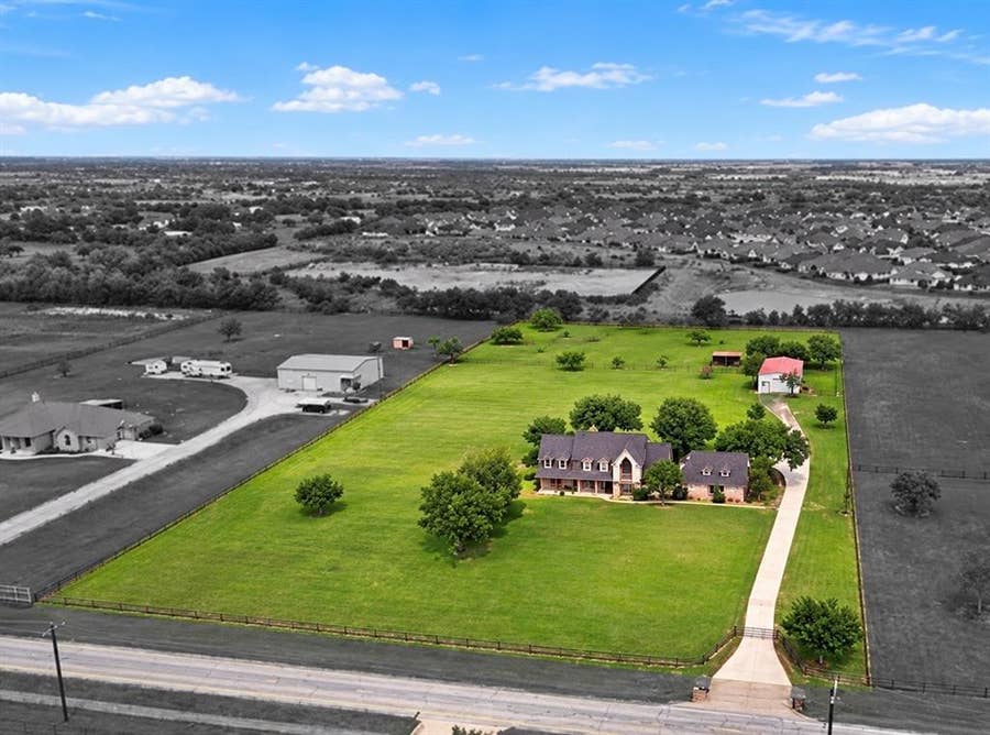 Property photo for 211 Bayne Road, Haslet, TX