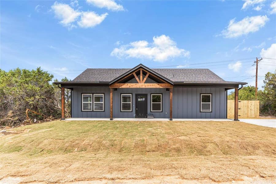 Property photo for 3426 Sumac Drive, Granbury, TX