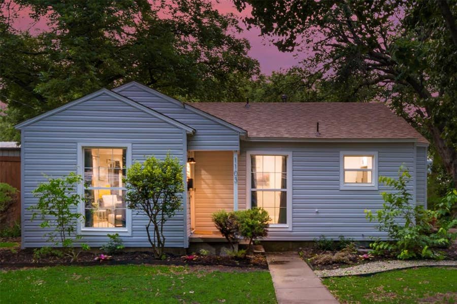 Property photo for 1103 W Russell Avenue, Carrollton, TX