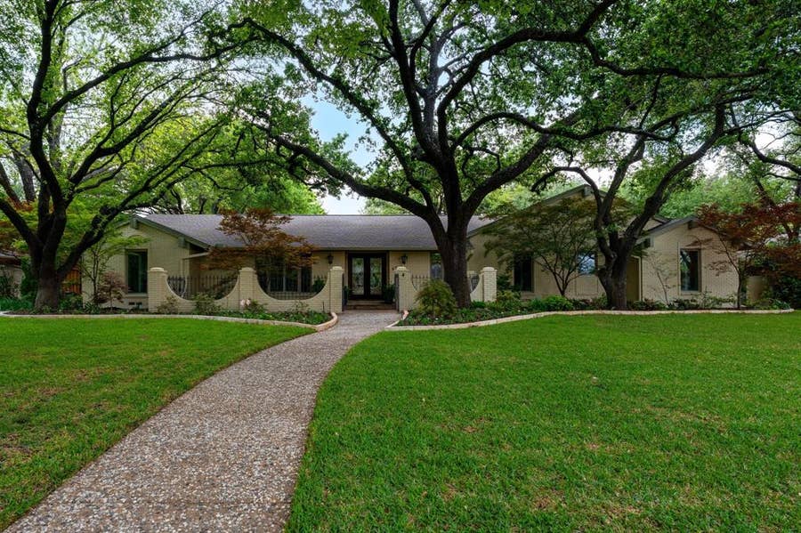 Property photo for 6950 Mossvine Drive, Dallas, TX