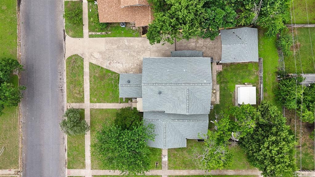 401 N Dallas Street, Ennis, TX 75119 401 N Dallas Street, Ennis, TX 75119