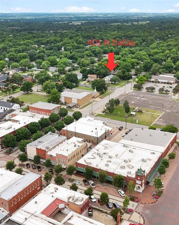 401 N Dallas Street, Ennis, TX 75119 401 N Dallas Street, Ennis, TX 75119