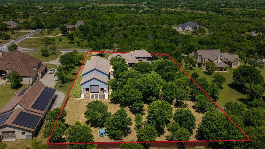 Property photo for 147 Tyler Court, Fort Worth, TX