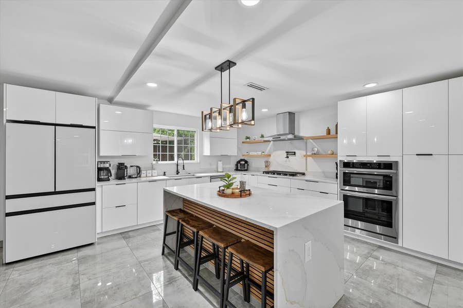 Property photo for 5912 Harvest Hill Road, Dallas, TX