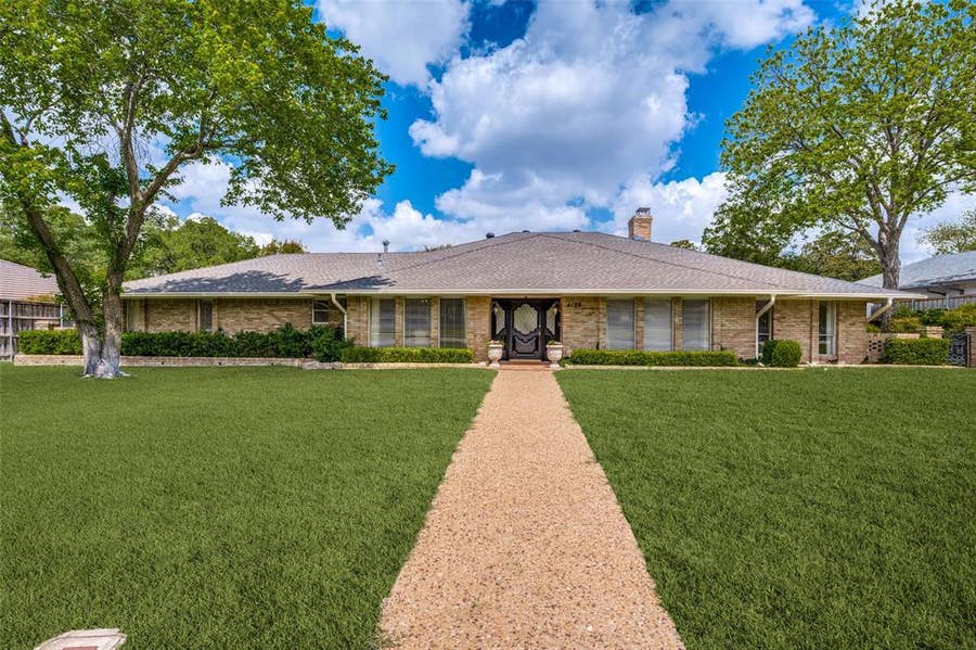 Property photo for 4139 Deep Valley Drive, Dallas, TX