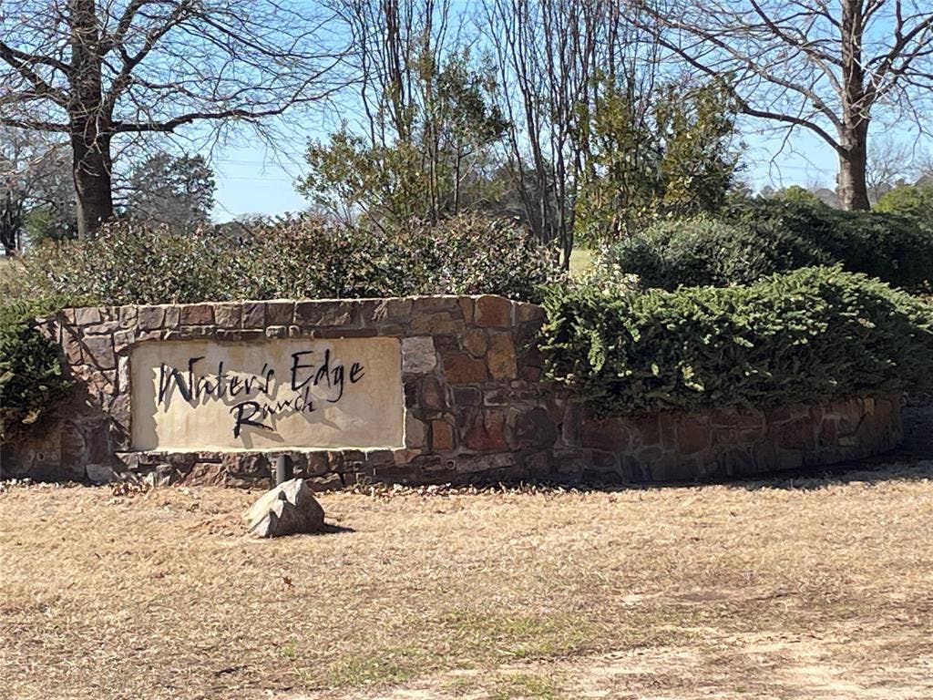 5455 Saddle Ridge Court, Athens, TX 75752 View of community sign