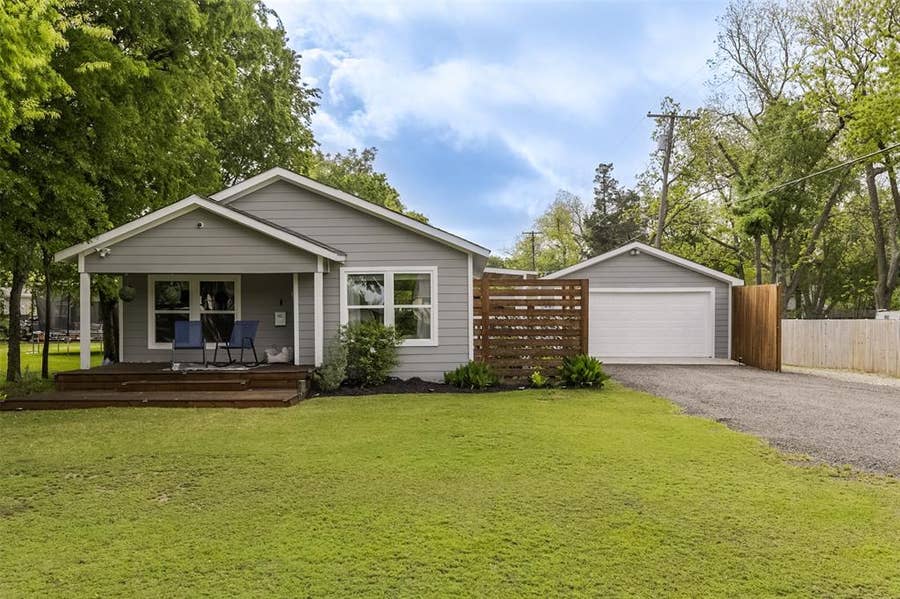 Property photo for 108 Westvue Street, Terrell, TX