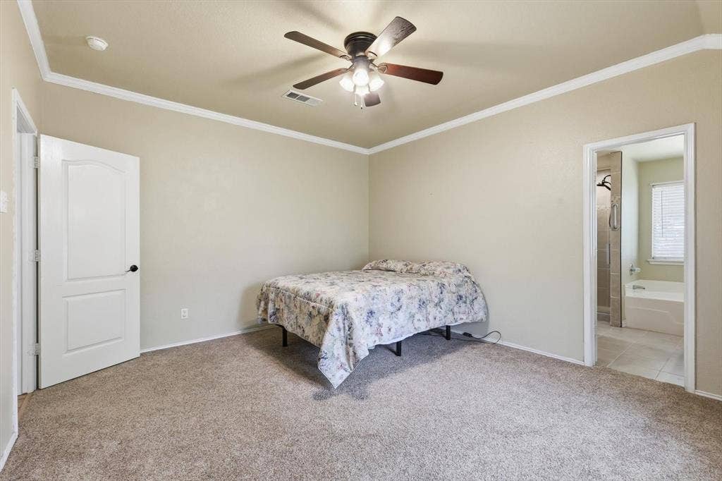 6421 Peak View Court, Midlothian, TX 76065 The primary bedroom