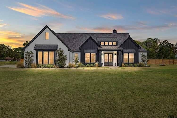 21197 N Gatlinburg, Bullard, TX 75757 21197 N Gatlinburg, Bullard, TX 75757