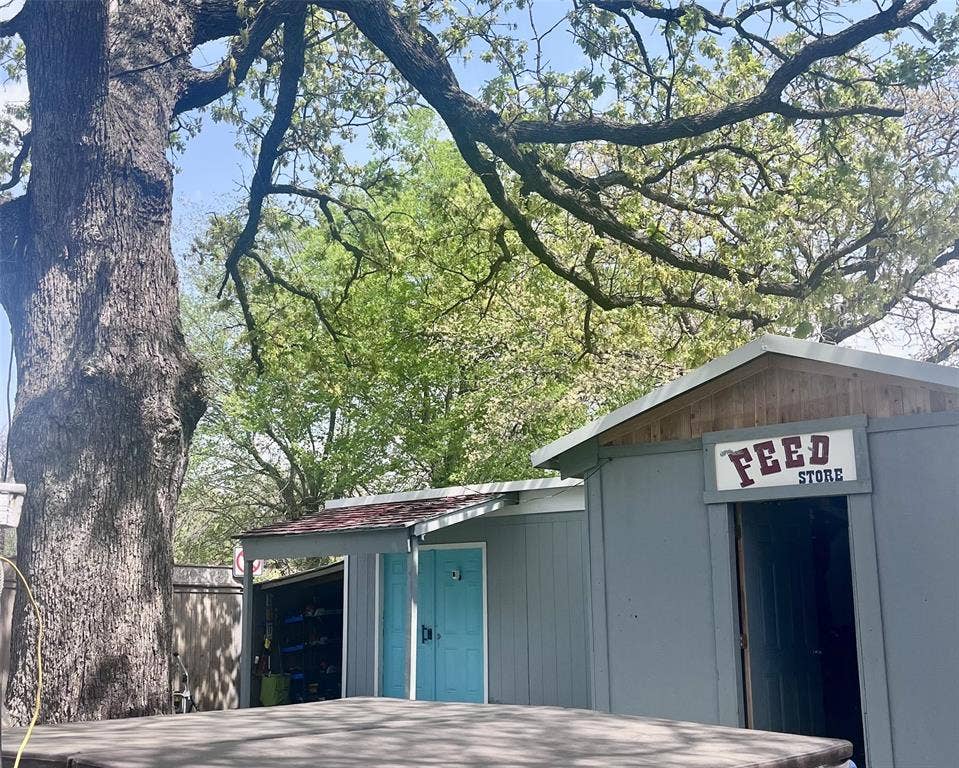 3020 Delaware Trail, Lake Worth, TX 76135 View of outbuilding