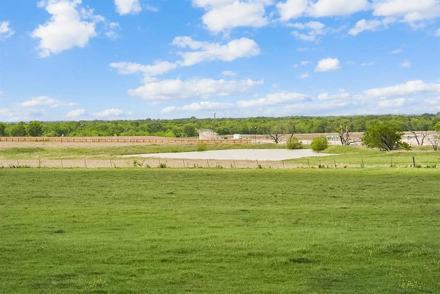 Property photo for 7604 county road 136, Terrell, TX